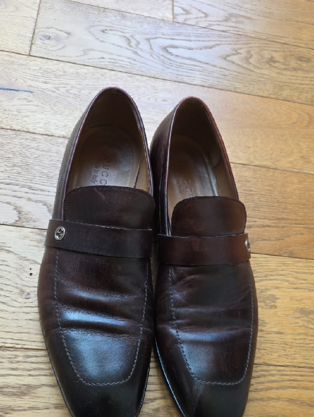 Gucci Men's Brown Leather Slip-On Loafers - Picture 11 of 11